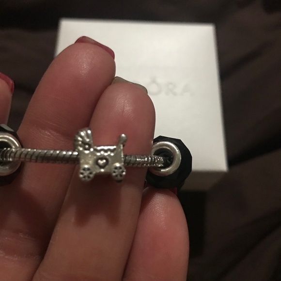 Vintage/Retired Pandora Bracelet Black Crystal and sterling! - Picture 9 of 12